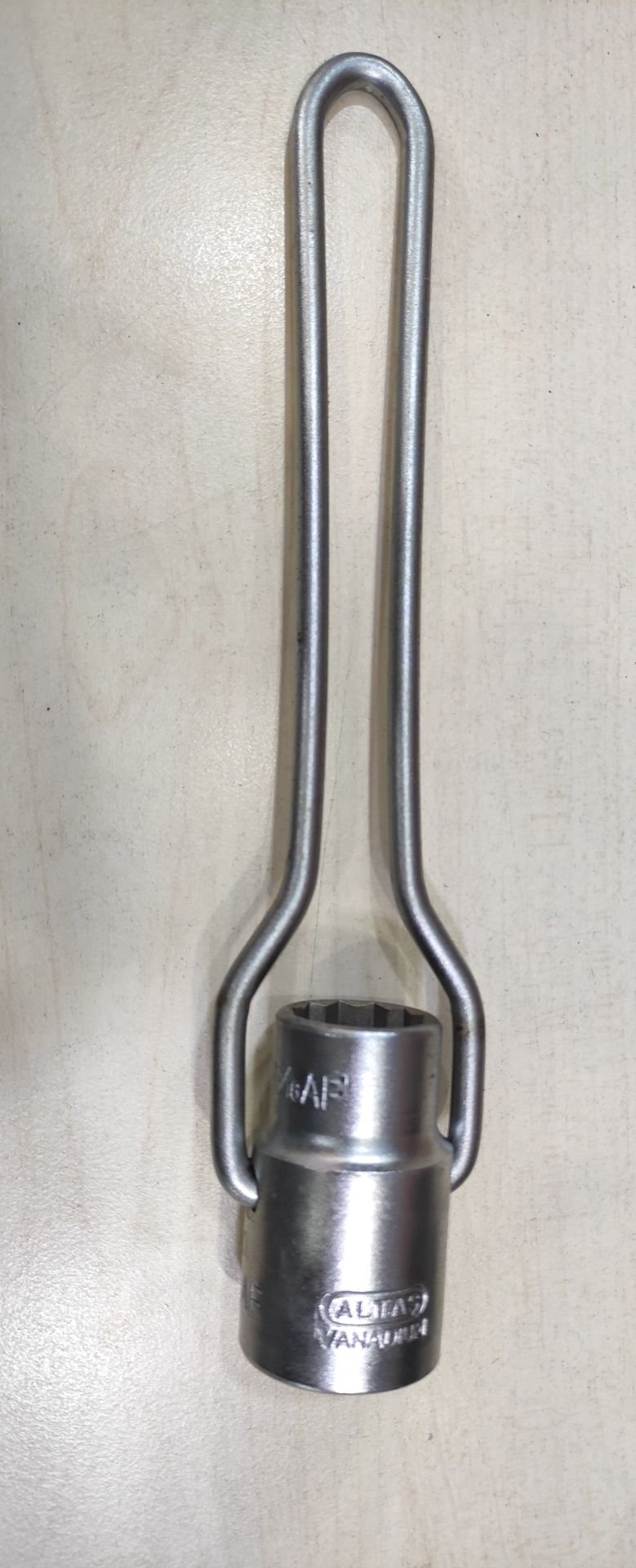 Altaş Mafsallı Buji Lokması 20.8-26 mm